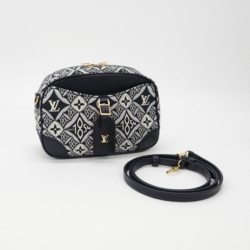 Louis Vuitton Coussin PM Shoulder Bag Lambskin Leather Black